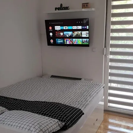 Savic 1 Apartment *